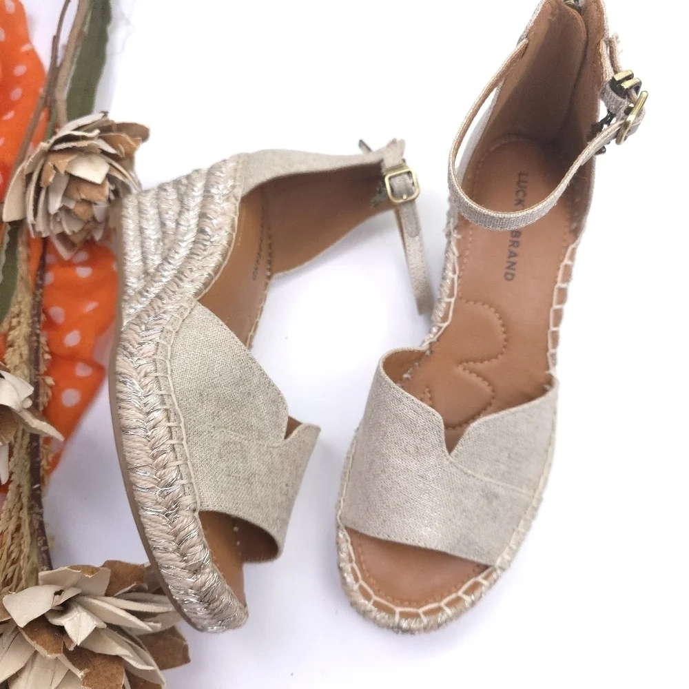 Lucky Brand Gorgeous Silver Weave Beige Espadrille Wedge Sandals Size 7½